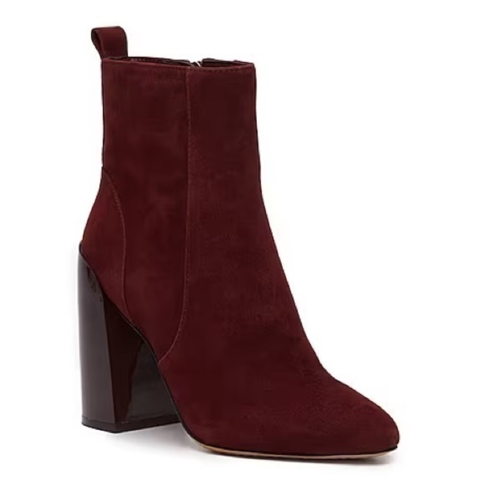 Vince Camuto Enverna Bootie in Bordeaux Leather size 10 NWOB
